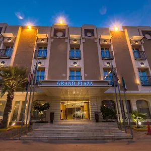 Grand Plaza - Takhasosi Hotel